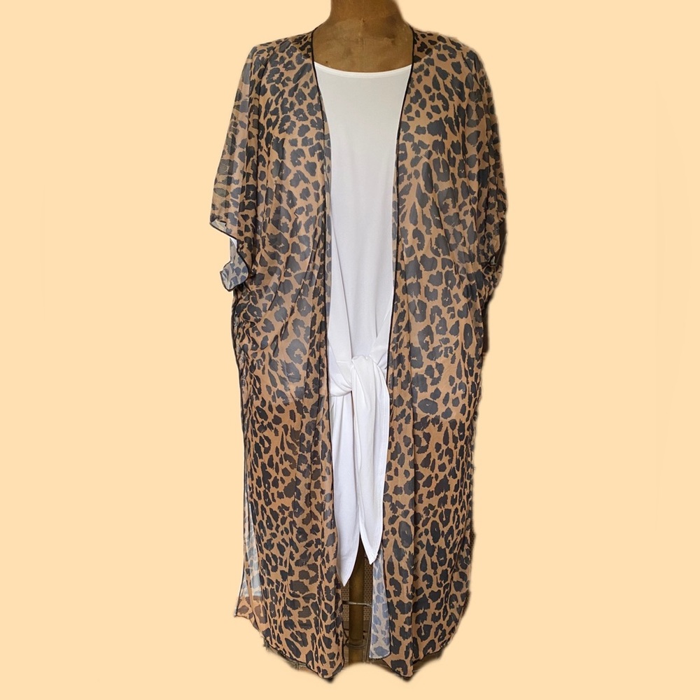 Beautiful kimono | Le Galeriste kimono | New | fit for all